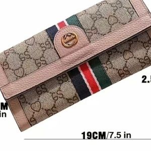 Genuine leather long wallet.